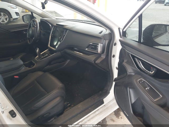 Subaru Legacy Limited 2022 4S3BWAN60N3010740 Image 5