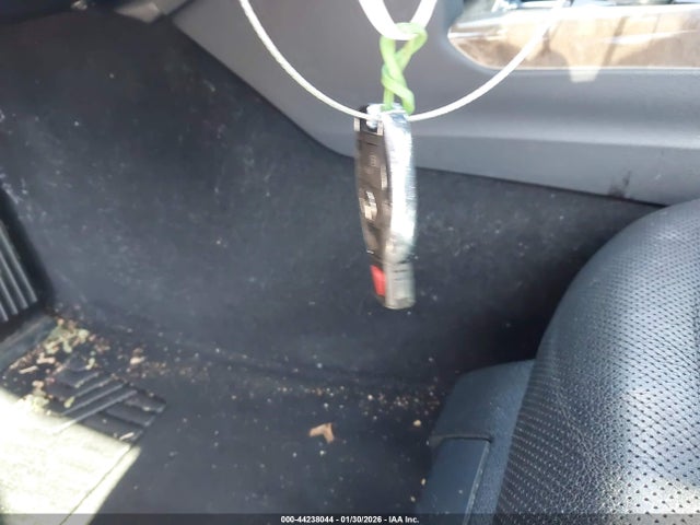 2010 MERCEDES-BENZ E 550 WDDHF7CB0AA148979 Photo 10