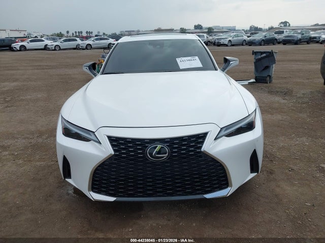 Lexus IS 300 2023 JTHDA1D21P5128078 Image 13