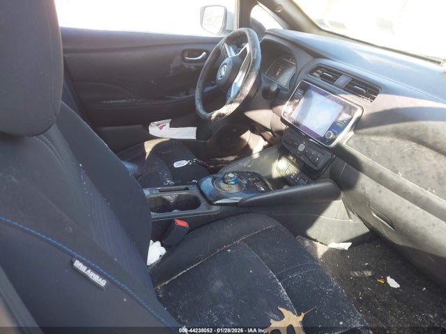 2020 NISSAN LEAF 1N4BZ1CP6LC302771 Photo 4