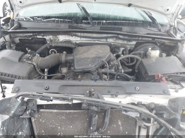 5TFRX5GN7GX072932 Toyota Tacoma Sr