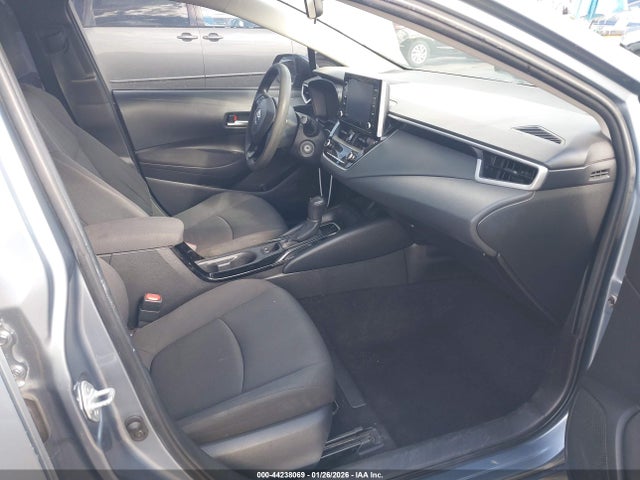 JTDEPRAE3LJ051992 Toyota COROLLA LE