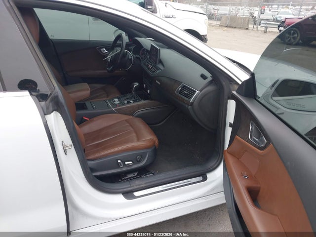 2017 AUDI A7 WAU22AFC2HN070699 Photo 4