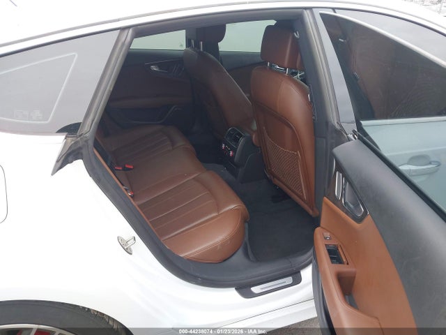 2017 AUDI A7 WAU22AFC2HN070699 Photo 7