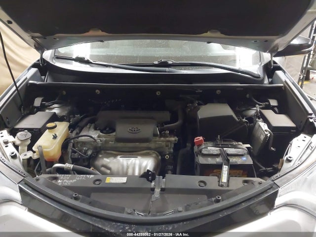 2T3RFREVXJW728629 Toyota Rav4 Adventure