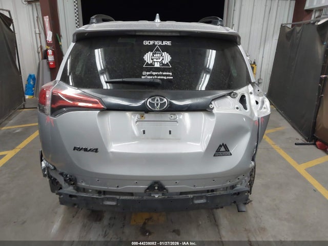 2T3RFREVXJW728629 Toyota Rav4 Adventure