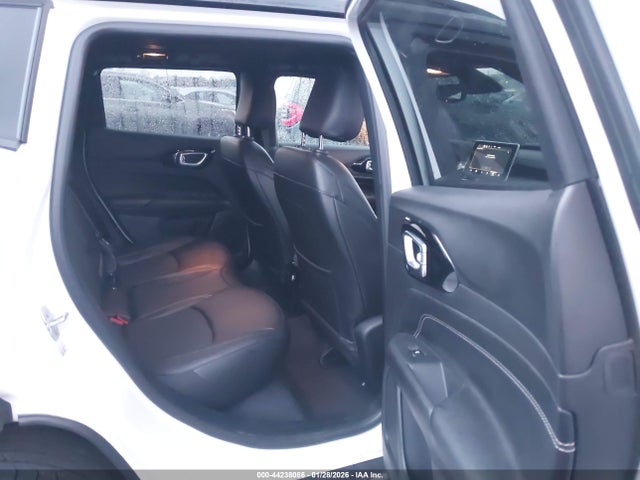 Jeep Compass Latitude 4x4 2024 3C4NJDBN4RT166945 Image 8