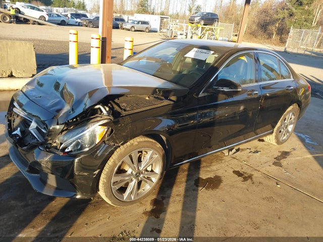 55SWF4KB5JU243853 Mercedes-Benz C 300 4matic