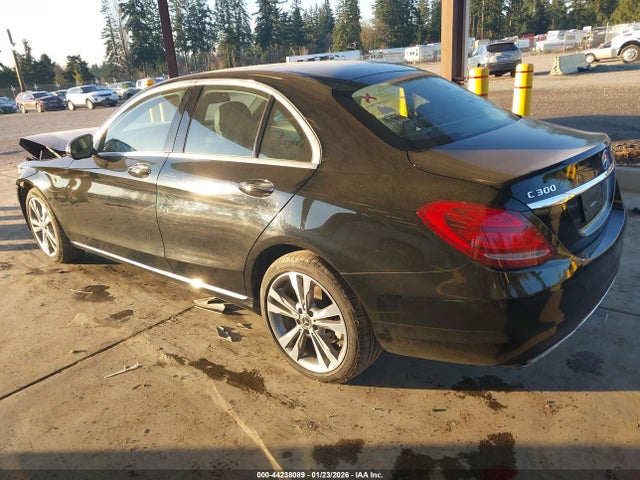 55SWF4KB5JU243853 Mercedes-Benz C 300 4matic
