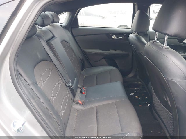 3KPF54ADXPE602815 KIA Forte Gt-line