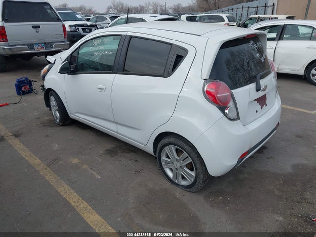 Chevrolet Spark 1lt Auto 2014 KL8CD6S90EC417696 Image 3