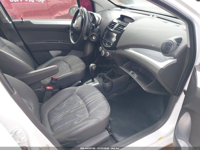 Chevrolet Spark 1lt Auto 2014 KL8CD6S90EC417696 Image 5