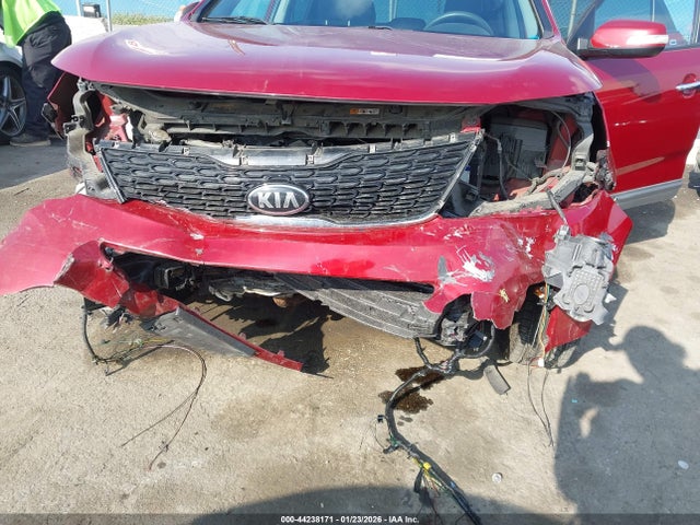 5XYKT4A77EG522029 KIA Sorento Lx V6
