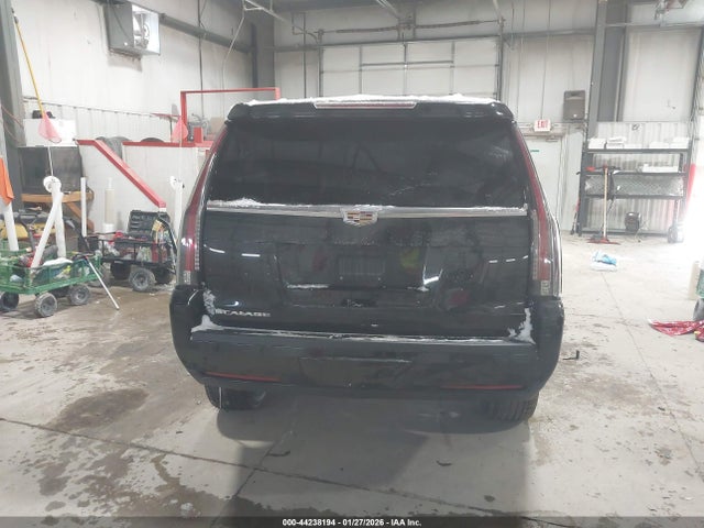 44238194 :رقم المزاد ، 1GYS4BKJ4GR176418 vin ، 2016 Cadillac Escalade Luxury Collection مزاد بيع