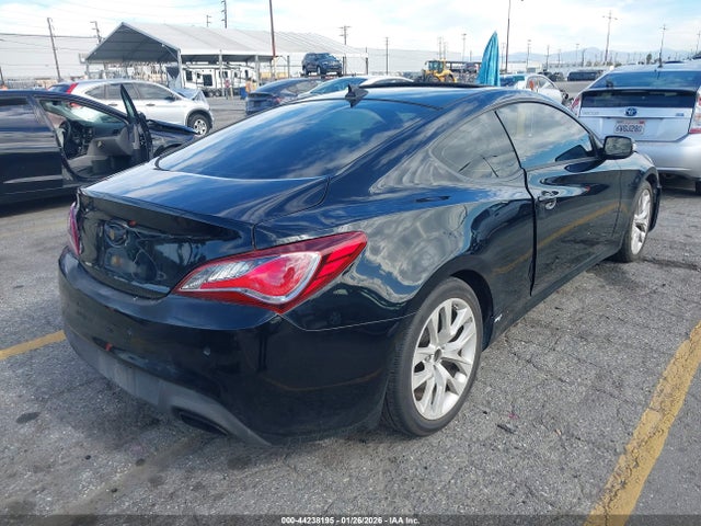 KMHHU6KJ8EU115621 Hyundai Genesis 3.8 Grand Touring