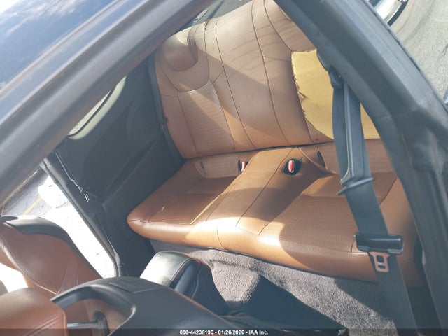 KMHHU6KJ8EU115621 Hyundai Genesis 3.8 Grand Touring