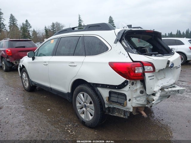 Subaru Outback 2.5i Premium 2019 4S4BSAFC8K3237309 Image 3