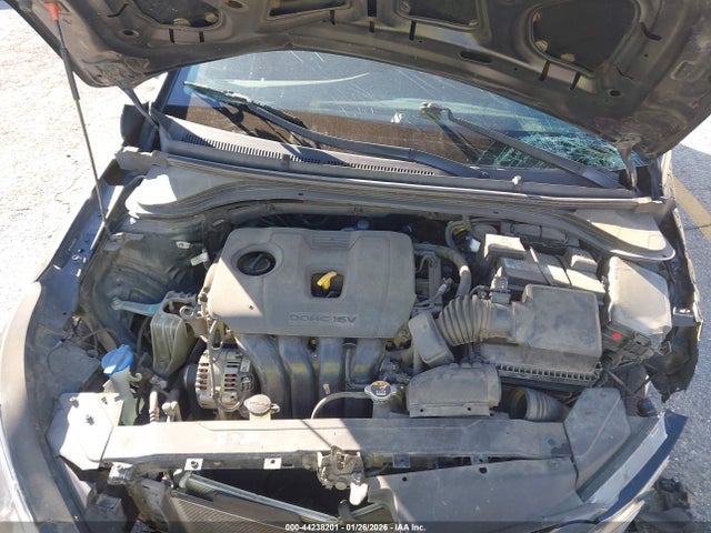 5NPD74LF2LH602572 Hyundai ELANTRA SE