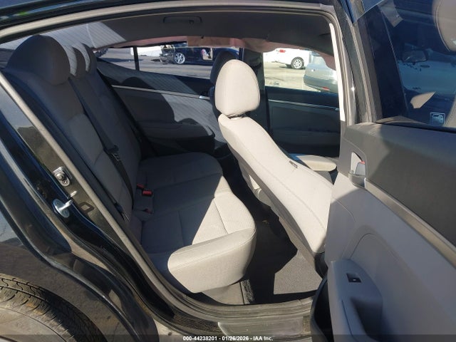 5NPD74LF2LH602572 Hyundai ELANTRA SE