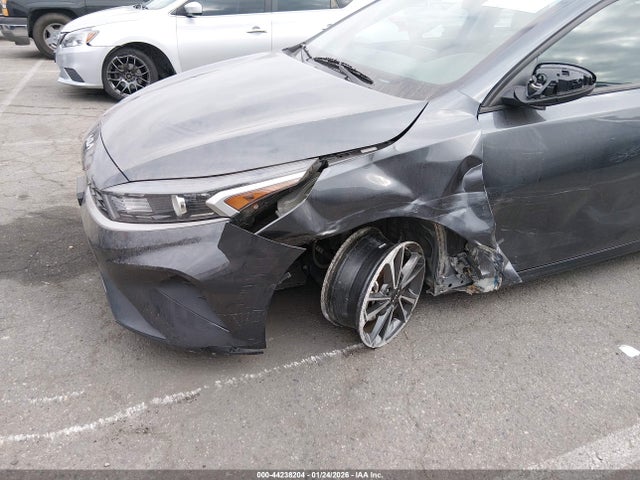 KIA Forte Lxs 2023 3KPF24AD1PE567784 Image 6
