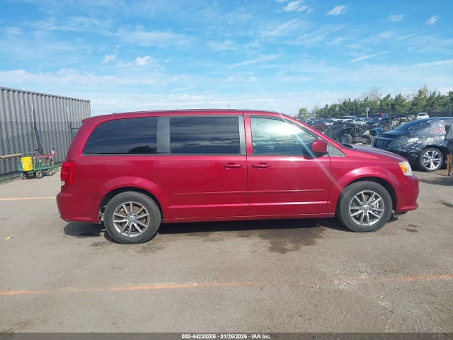 2C4RDGBG4FR725145 Dodge Grand Caravan Se Plus