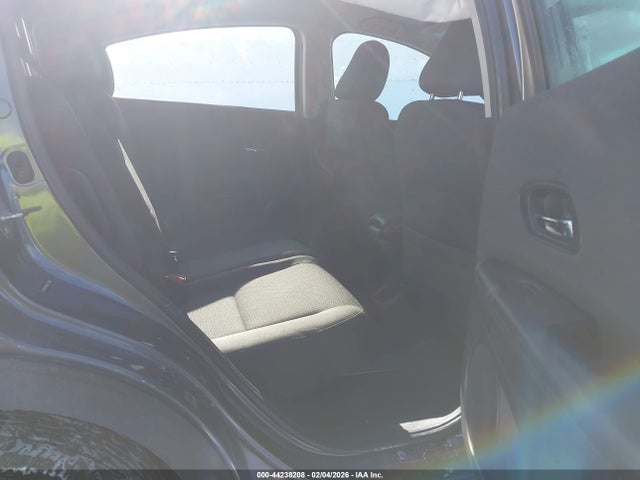 3CZRU6H33KG717806 Honda HR-V LX
