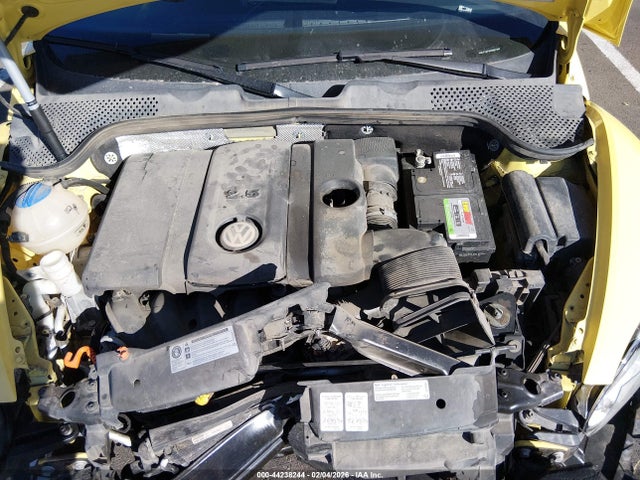 44238244 :رقم المزاد ، 3VWJX7AT4DM687906 vin ، 2013 Volkswagen Beetle 2.5l مزاد بيع