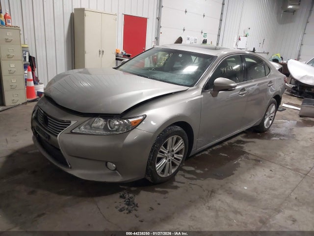 44238250 :رقم المزاد ، JTHBK1GG4F2175312 vin ، 2015 Lexus Es 350 مزاد بيع