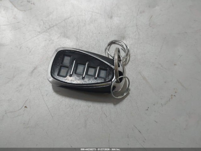 2GNAXVEV5J6185552 Chevrolet Equinox Premier