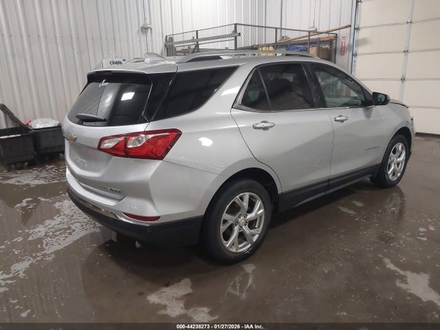 2GNAXVEV5J6185552 Chevrolet Equinox Premier