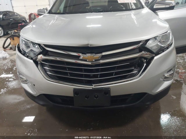 2GNAXVEV5J6185552 Chevrolet Equinox Premier