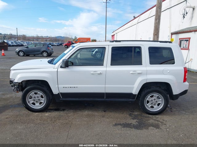 1C4NJRBB0ED778935 Jeep Patriot Sport