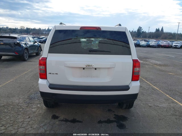 1C4NJRBB0ED778935 Jeep Patriot Sport