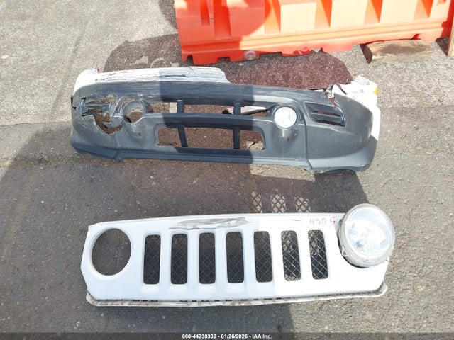 1C4NJRBB0ED778935 Jeep Patriot Sport