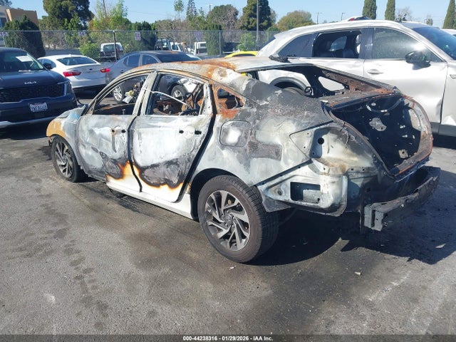 Honda CIVIC EX 2017 2HGFC2F71HH559356 Image 3