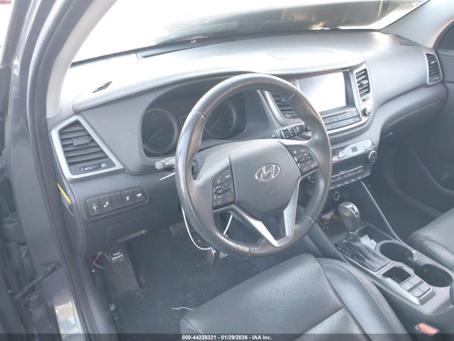 KM8J33A29GU029038 Hyundai Tucson Limited