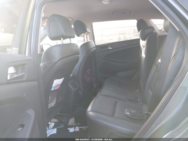 KM8J33A29GU029038 Hyundai Tucson Limited