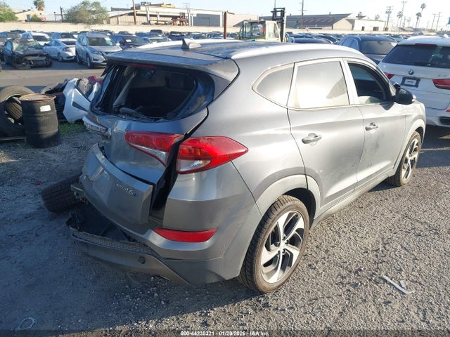 KM8J33A29GU029038 Hyundai Tucson Limited