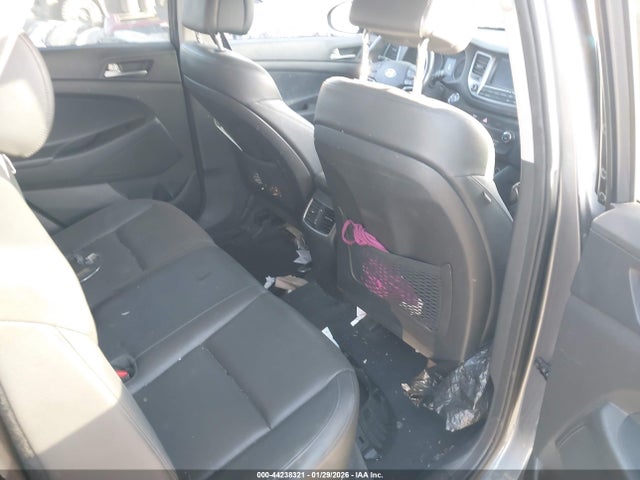 KM8J33A29GU029038 Hyundai Tucson Limited