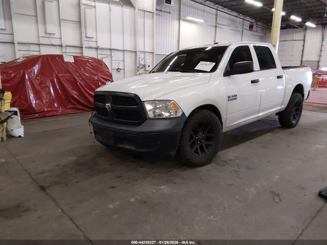 2018 RAM 1500 3C6RR6KG2JG230072 Photo 1