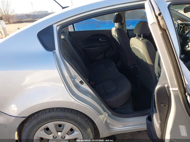KNADM4A31G6626098 KIA RIO LX