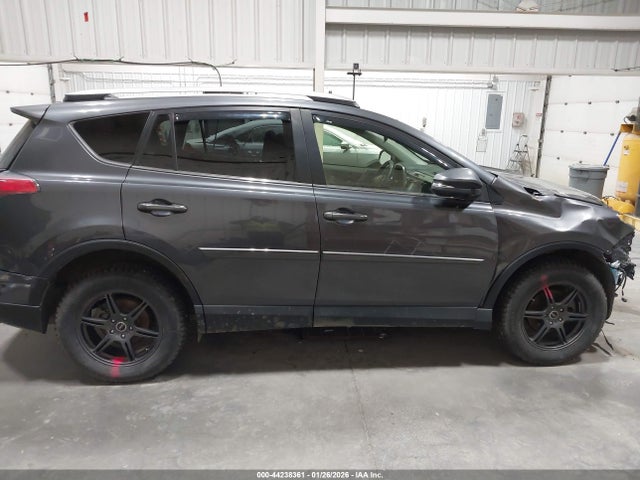 Toyota Rav4 Xle 2018 JTMRFREV7JD254927 Image 14
