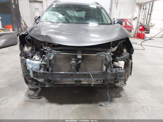 Toyota Rav4 Xle 2018 JTMRFREV7JD254927 Image 6