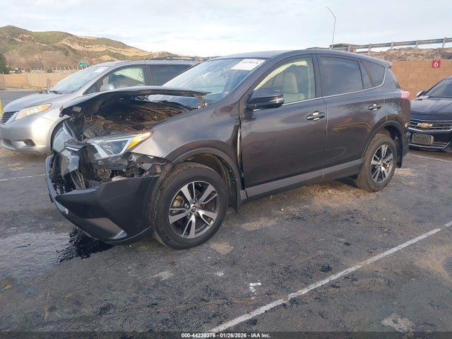 2018 TOYOTA RAV4 JTMWFREVXJJ729619 Photo 1
