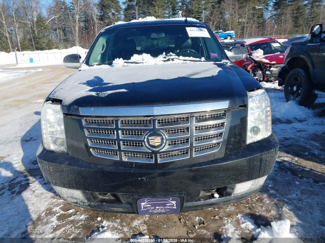 44238390 :رقم المزاد ، 3GYT4MEF8DG200173 vin ، 2013 Cadillac Escalade Ext Luxury مزاد بيع