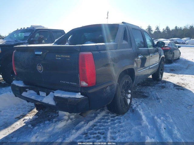 2013 CADILLAC ESCALADE EXT 3GYT4MEF8DG200173 Photo 3