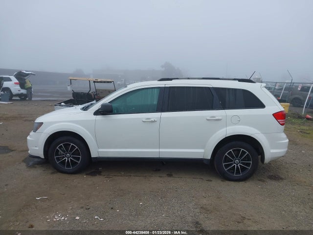 3C4PDCAB1JT196345 Dodge JOURNEY SE