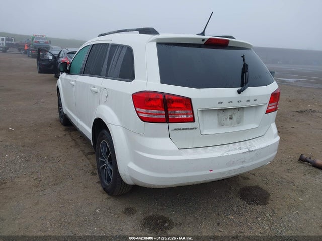 2018 DODGE JOURNEY 3C4PDCAB1JT196345 Photo 2