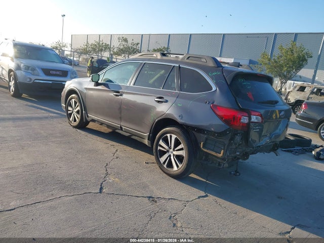 4S4BSENC6K3260371 Subaru Outback 3.6r Limited