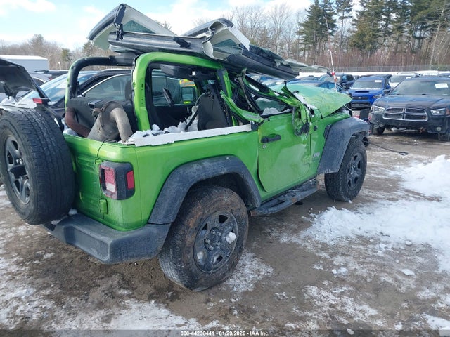 1C4GJXAN8JW248641 Jeep Wrangler Sport 4x4